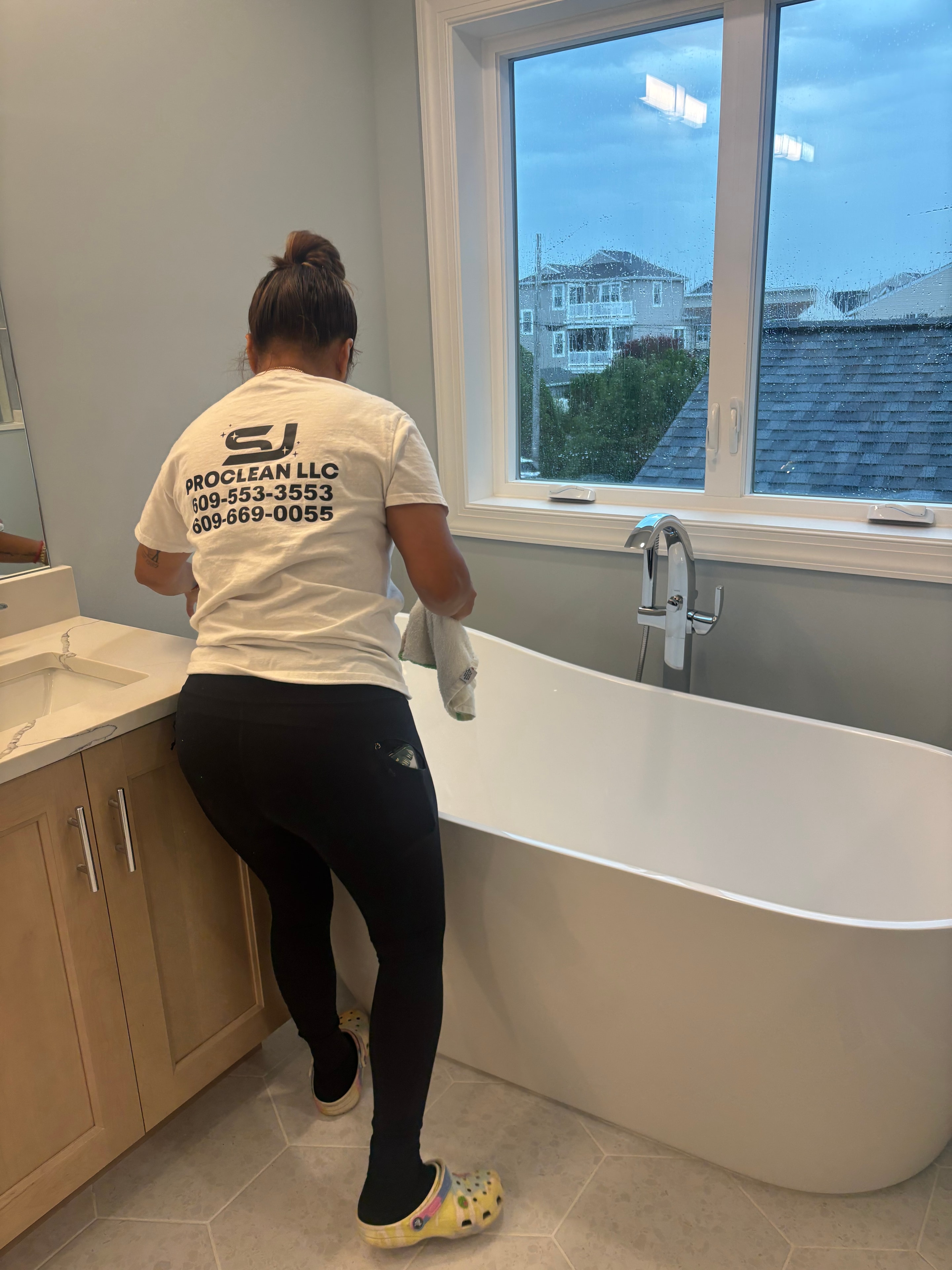 Post-construction bathroom cleaning