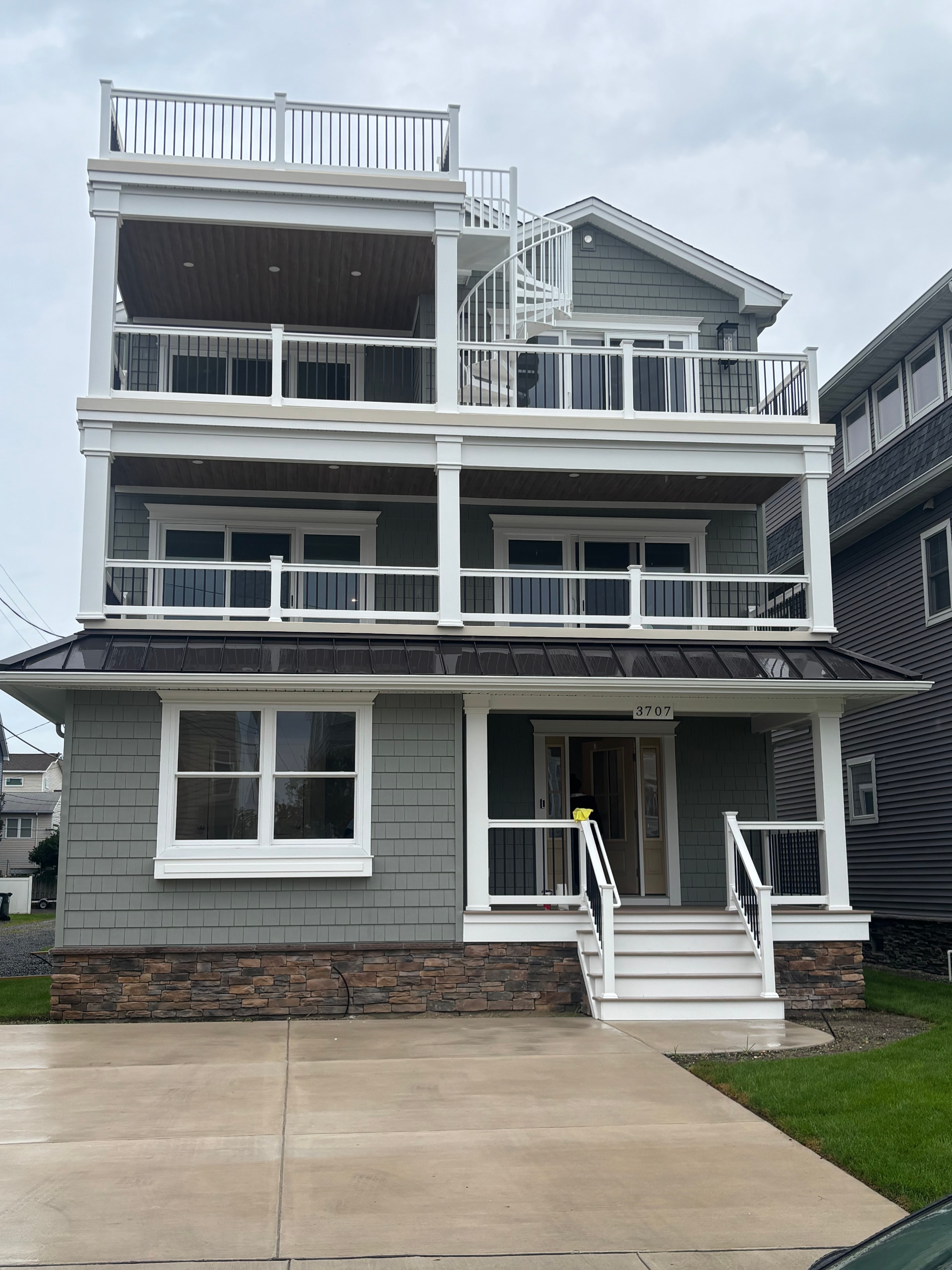 Post-construction exterior cleaning